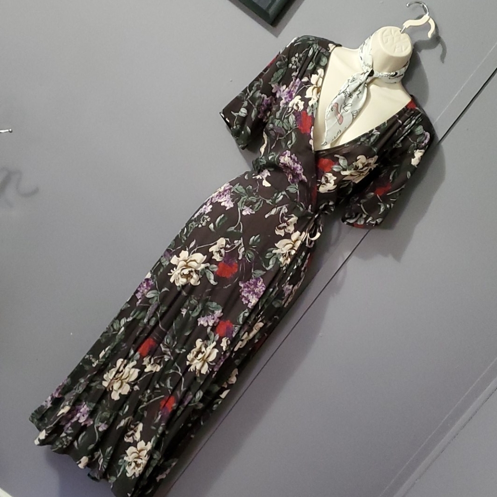 True Full Wrap Dress - Picture 2 of 8